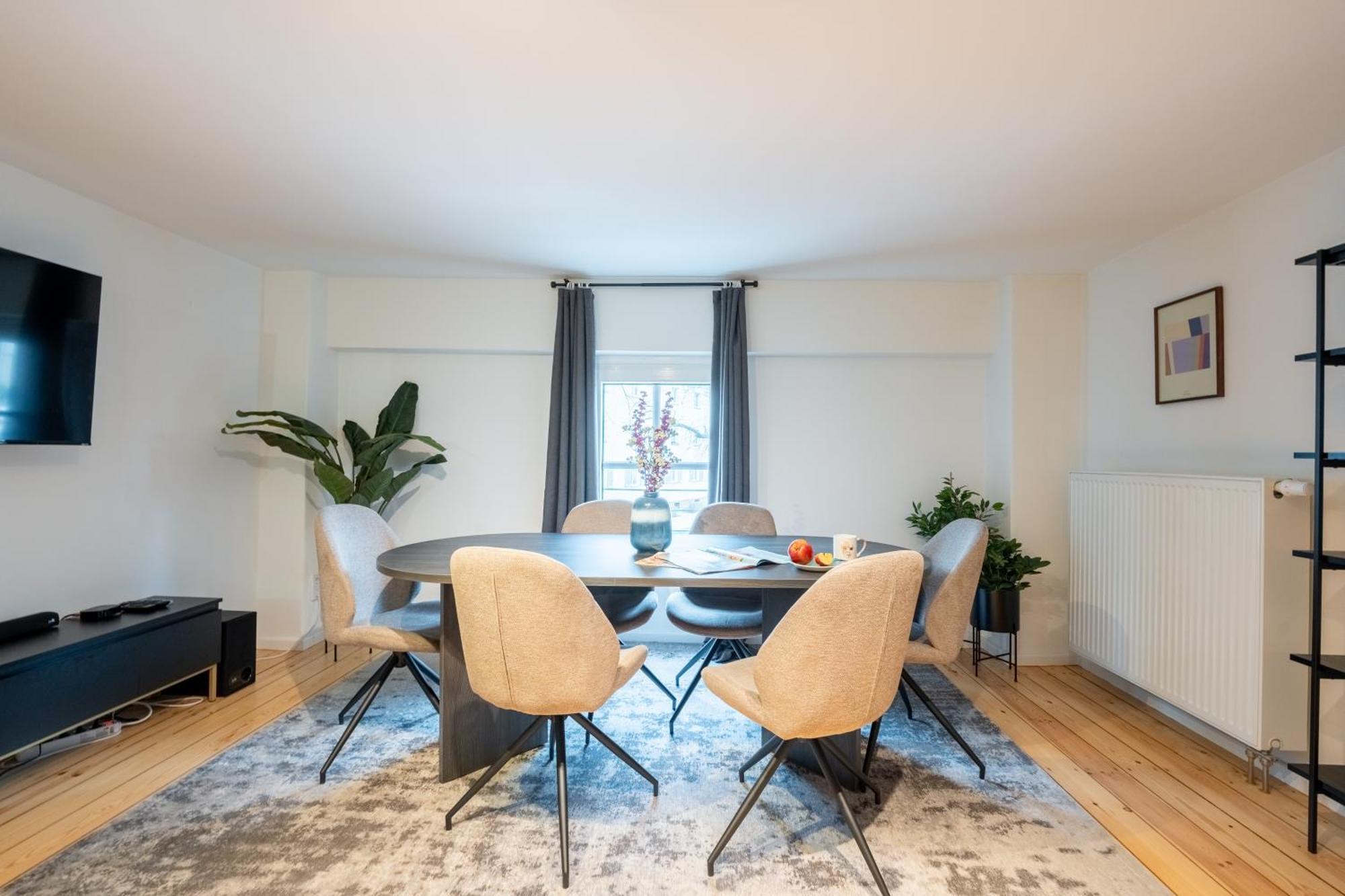 Apartment Geraeumiges In Zentraler Lage Potsdams