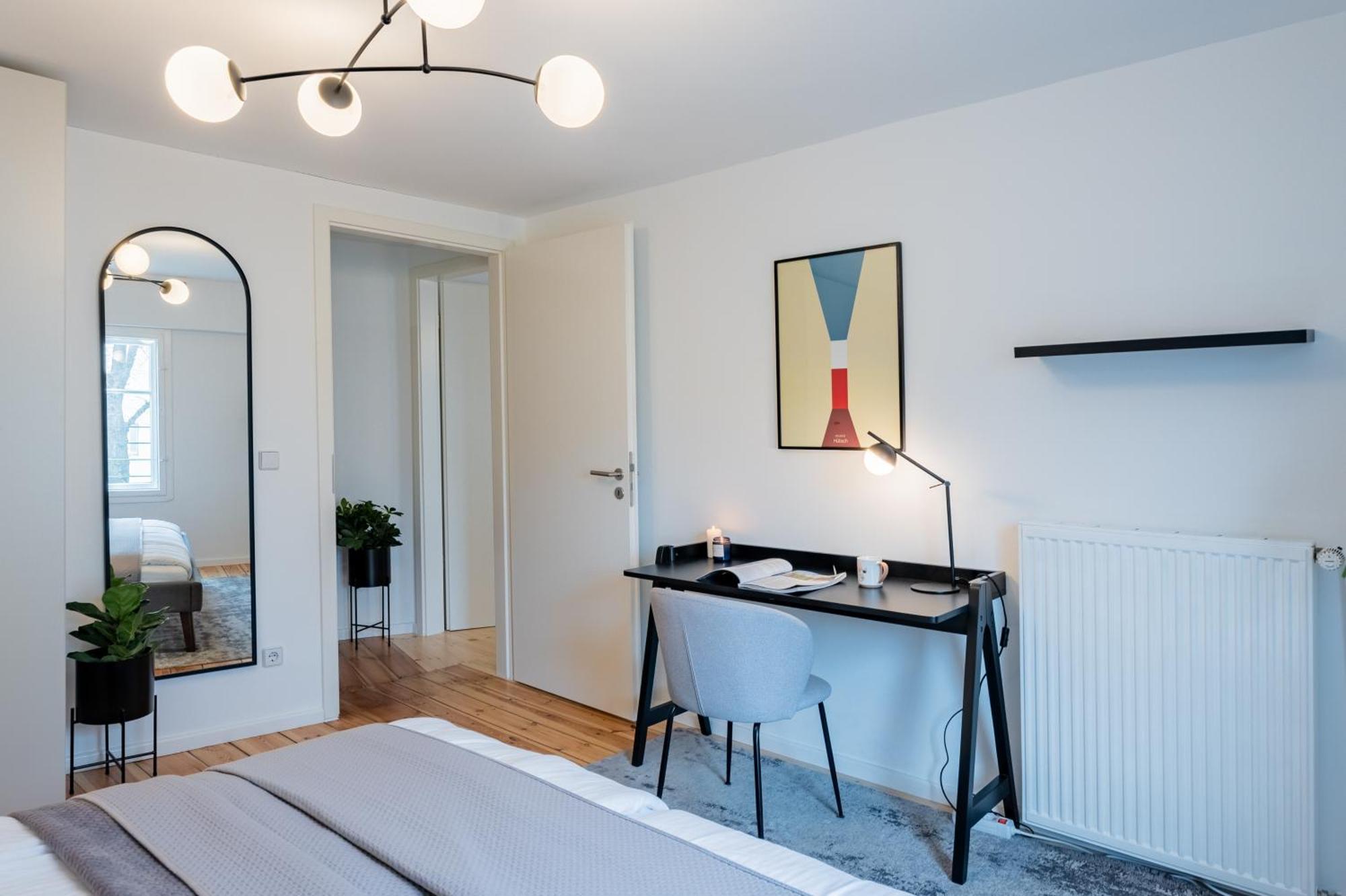 Apartment Geraeumiges In Zentraler Lage Potsdams