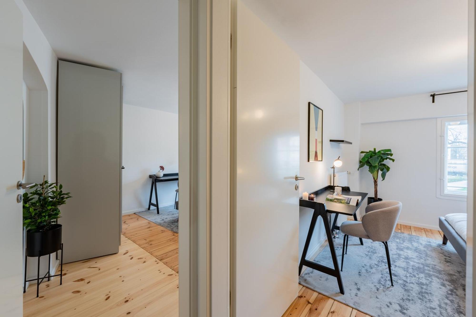 Geraeumiges In Zentraler Lage Potsdams Apartment Potsdam